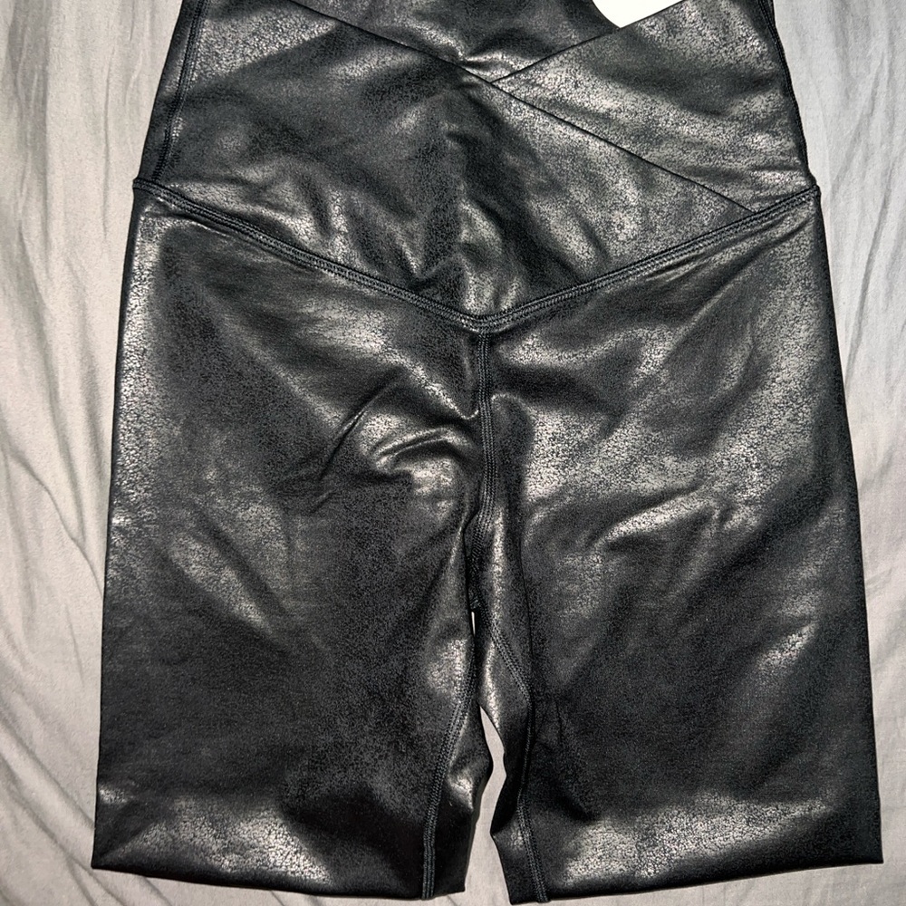 Aerie Black Leggings Sleek and Stylish